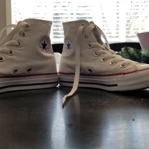 White High top Converse